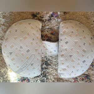 Maternity pillow